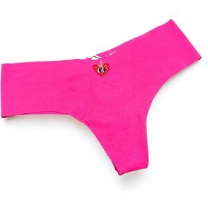 PINK VICTORIA’S SECRET STRAWBERRY HEART THONG – XS – NEW WITH TAG 🍓✨
